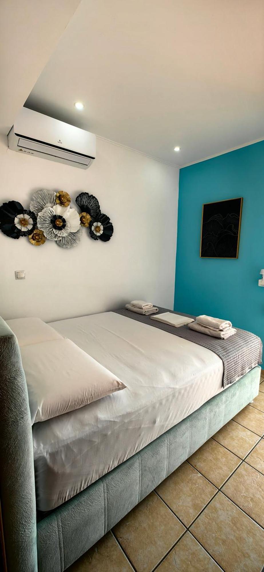 Nina Apartment Hriszí Aktí Haniá Szoba fotó